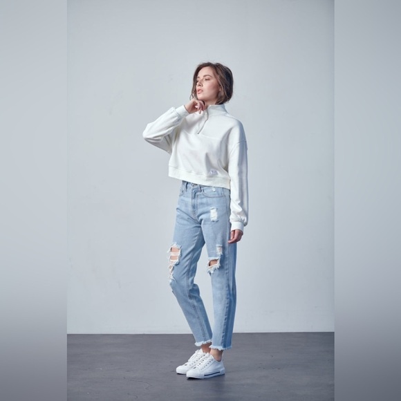 Muselooks women’s size 5 high waisted mom jeans light wash great condition - Picture 9 of 10